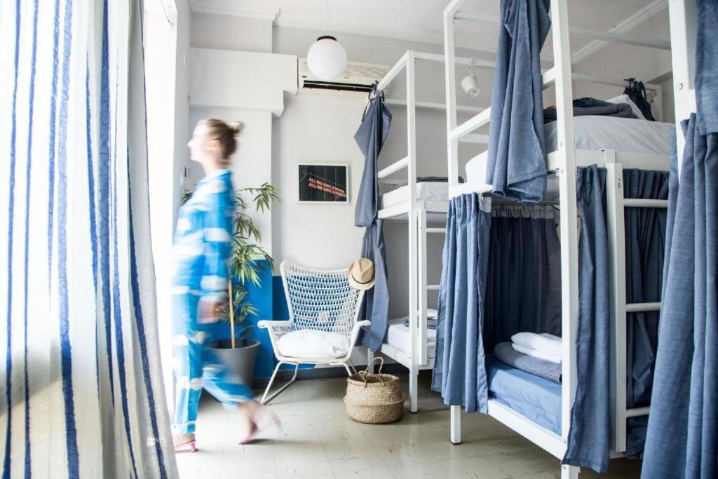 Let Me Take My Bunk Bed Hostel Athena Bagian luar foto