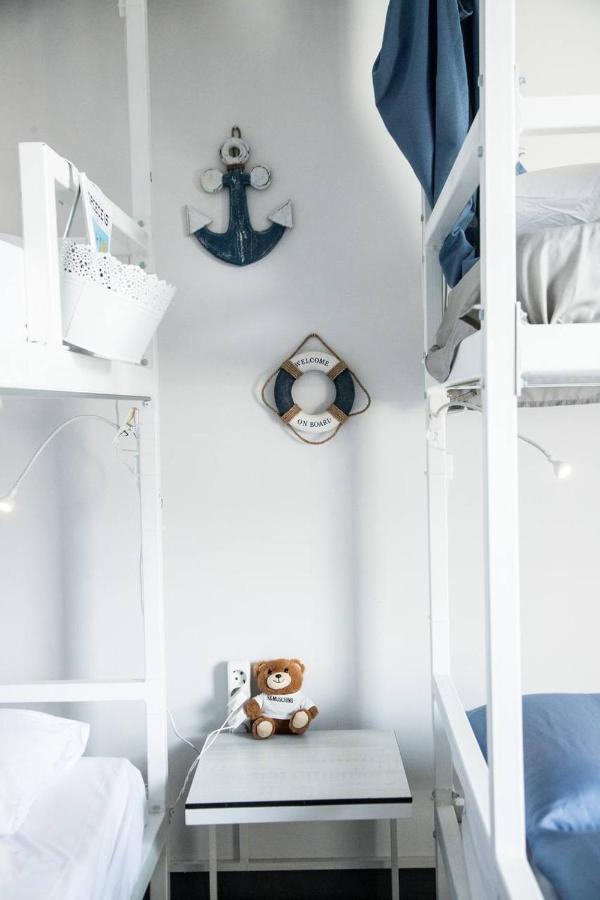 Let Me Take My Bunk Bed Hostel Athena Bagian luar foto