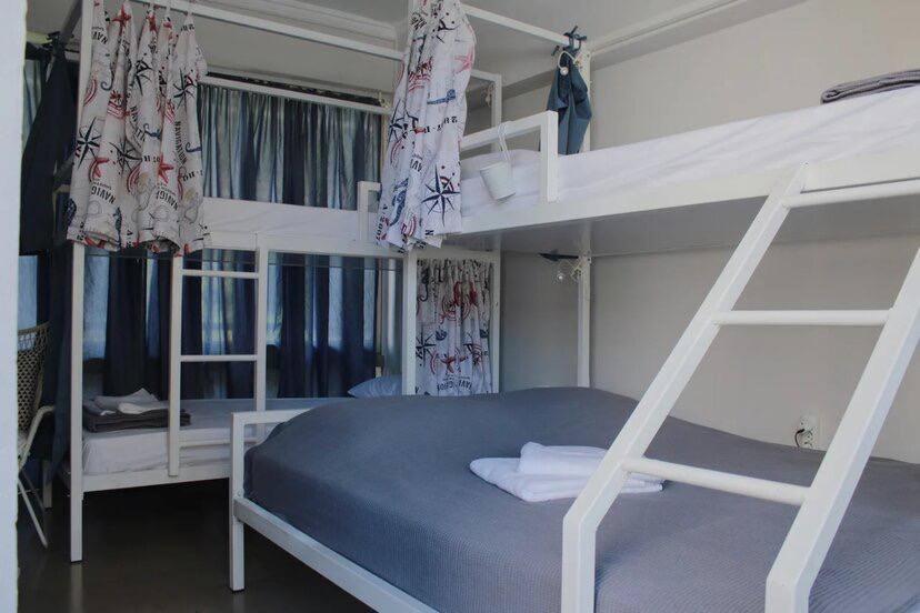 Let Me Take My Bunk Bed Hostel Athena Bagian luar foto
