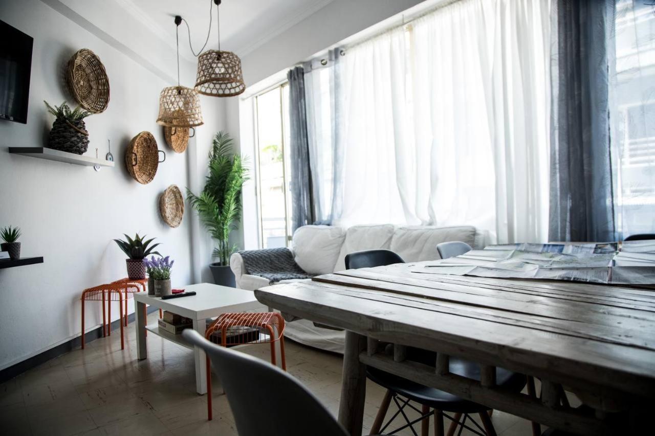 Let Me Take My Bunk Bed Hostel Athena Bagian luar foto