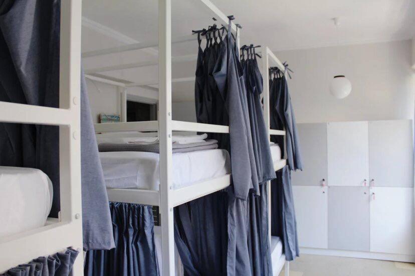 Let Me Take My Bunk Bed Hostel Athena Bagian luar foto