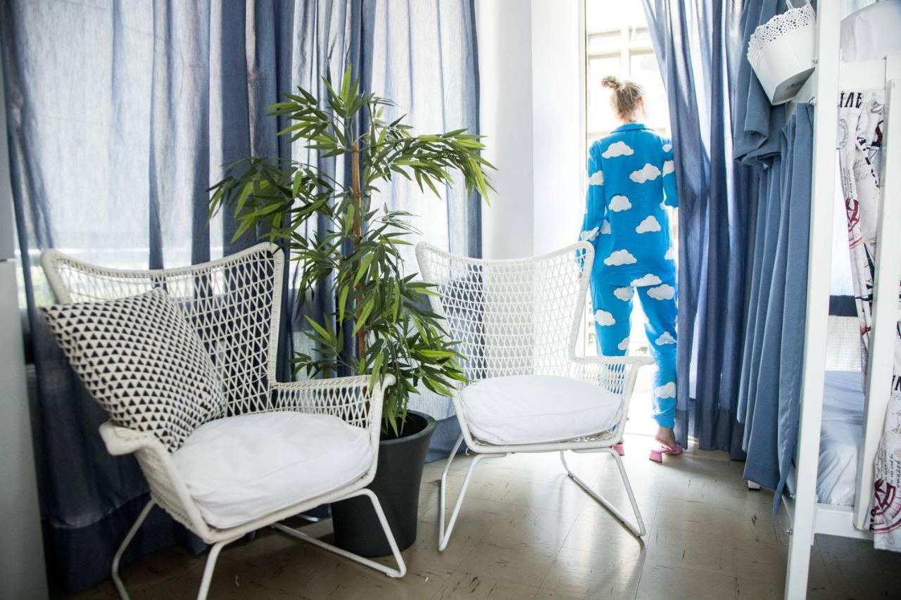 Let Me Take My Bunk Bed Hostel Athena Bagian luar foto